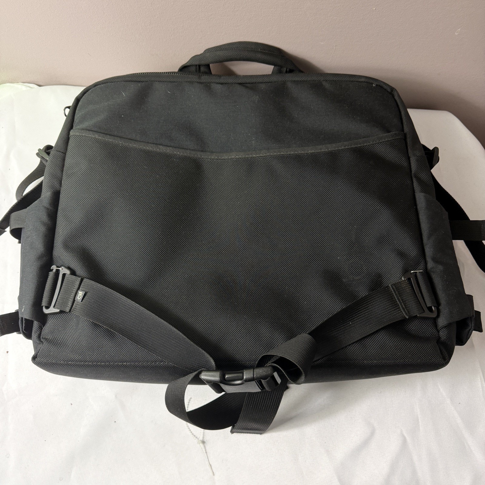 Tom Bihn Super Ego Messenger Bag Made In Usa Large Nylon Laptop Bag — image 2 of 6